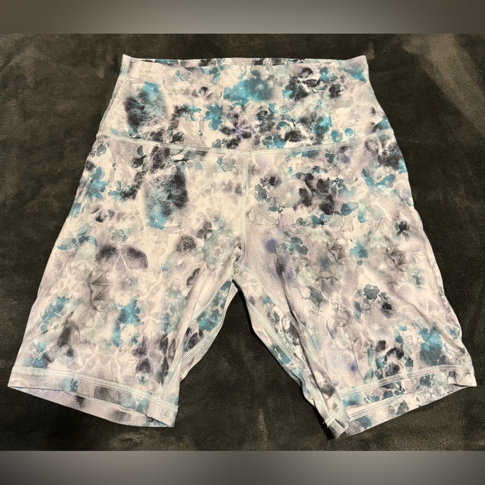 Lululemon Blue Pattern Biker Short